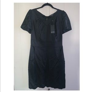 Laila Azhar Wool Viscose Bell Sleeve Dress 10